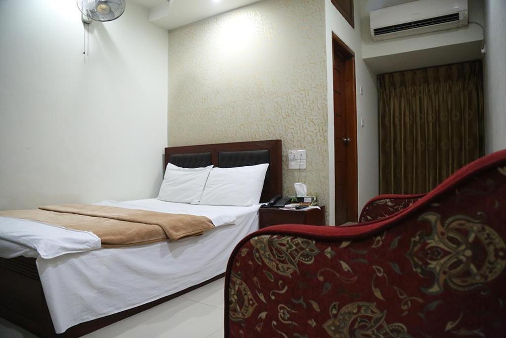 Hotel City Plaza Jessore Eksteriør billede