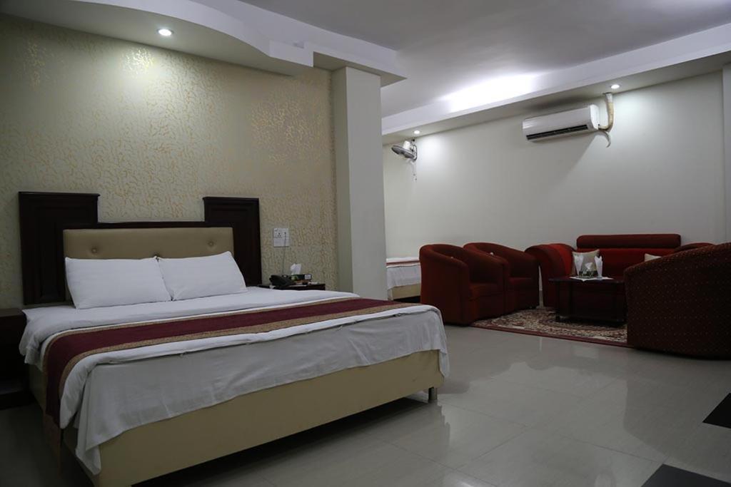Hotel City Plaza Jessore Eksteriør billede