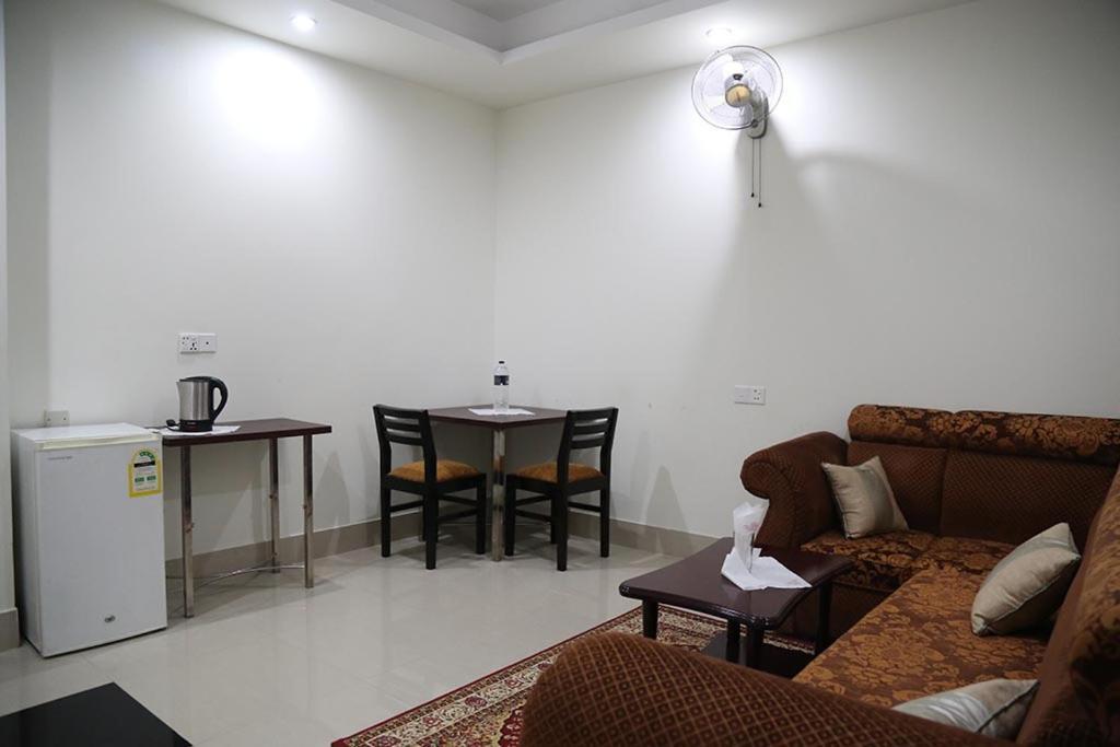 Hotel City Plaza Jessore Eksteriør billede